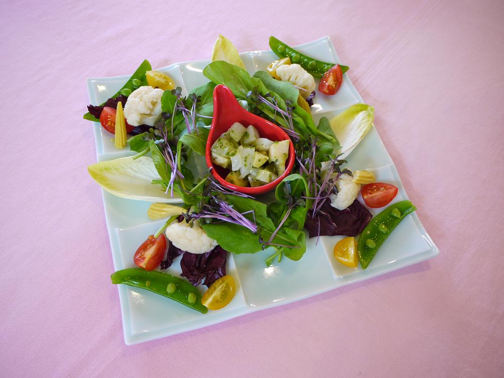 http://kenshin.shoutoku.or.jp/2014-spring-menu-salada.JPG